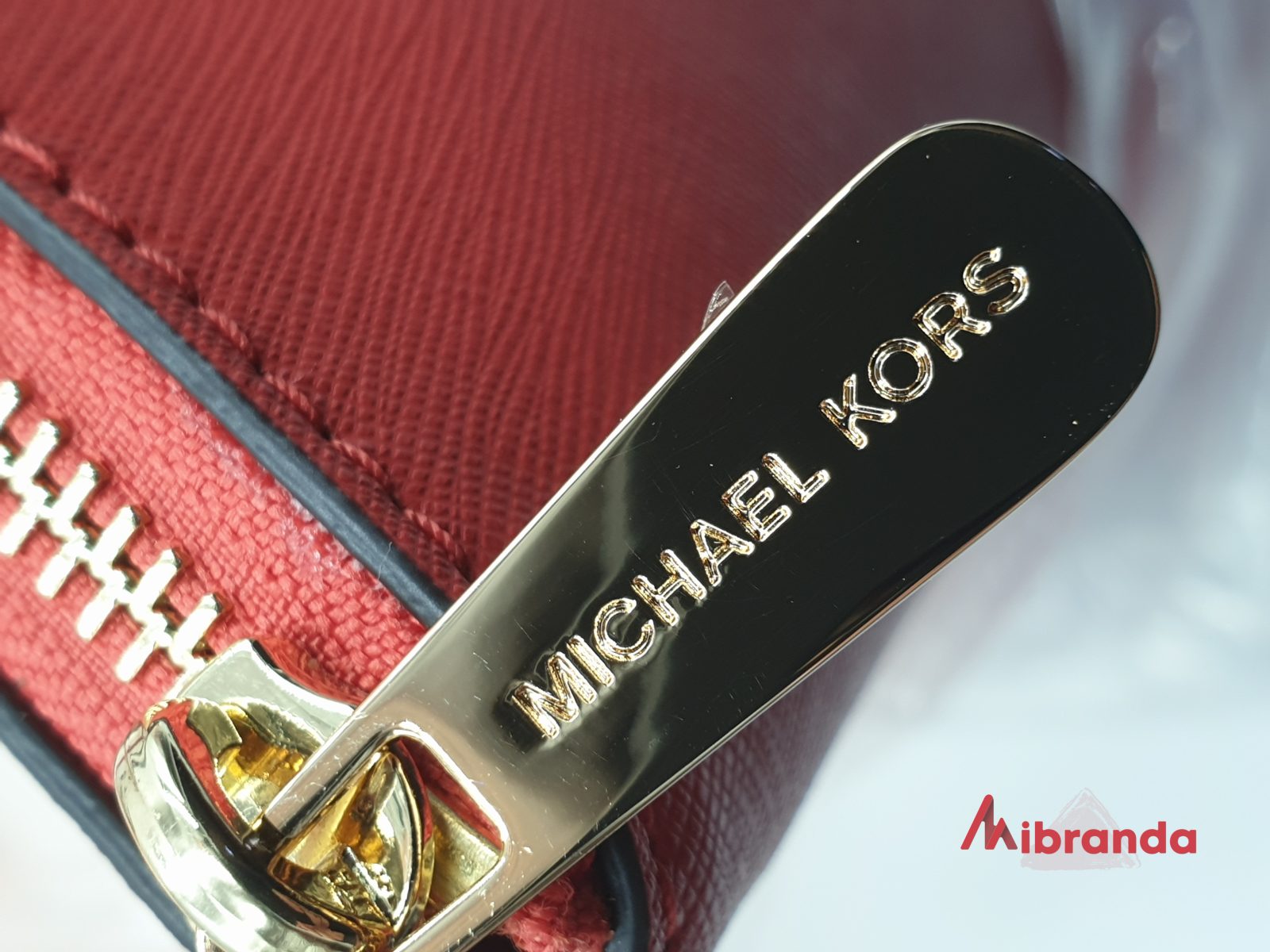 Cómo diferenciar un bolso de Michael Kors verdadero de uno - Mibranda