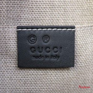 Bolso bandolera Micro GG, negro, de Gucci