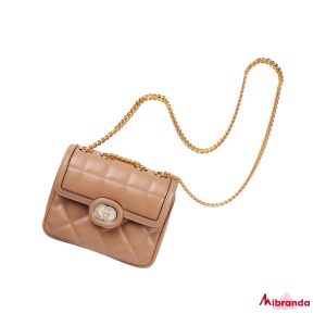 Bolso de hombro acolchado, beige, de Gucci